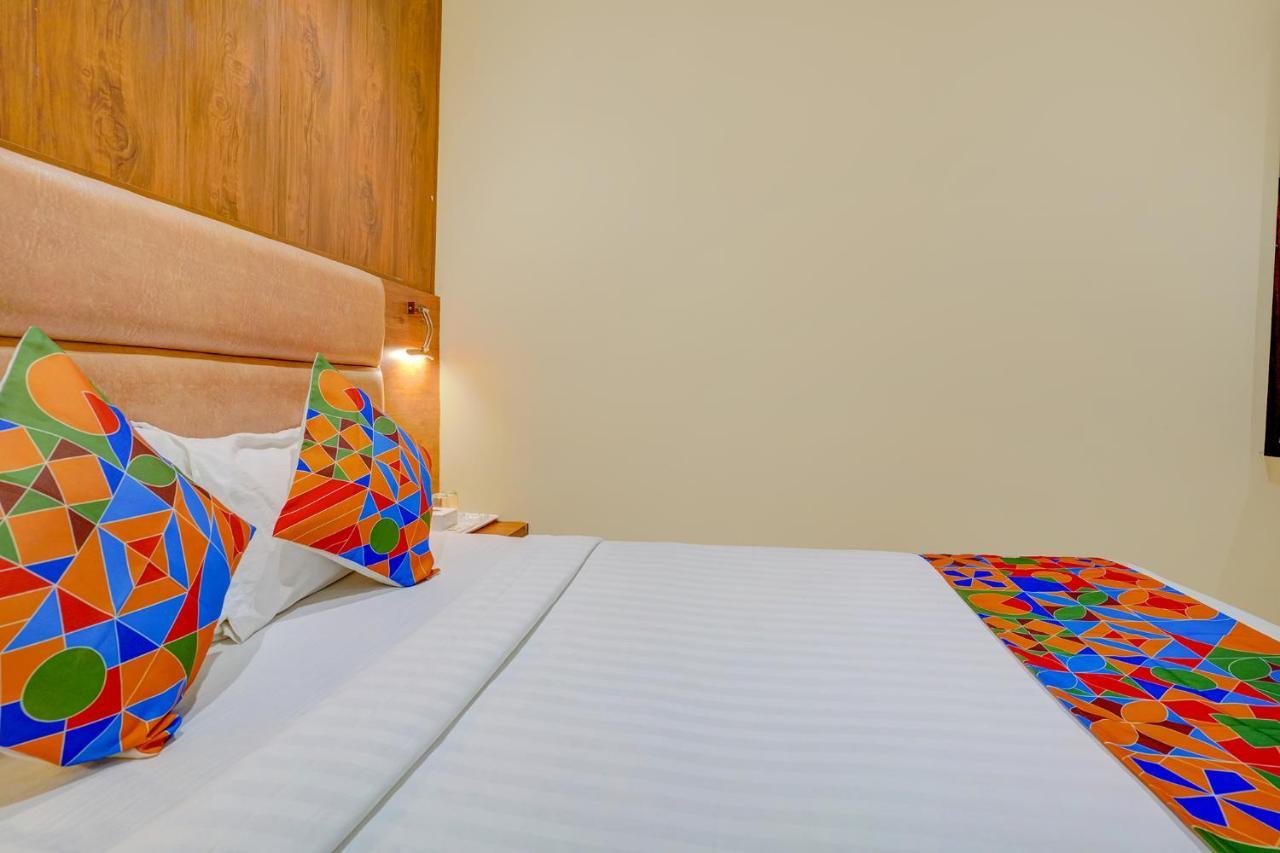 Fabexpress Colaba Grand Hotel Mumbai Ngoại thất bức ảnh